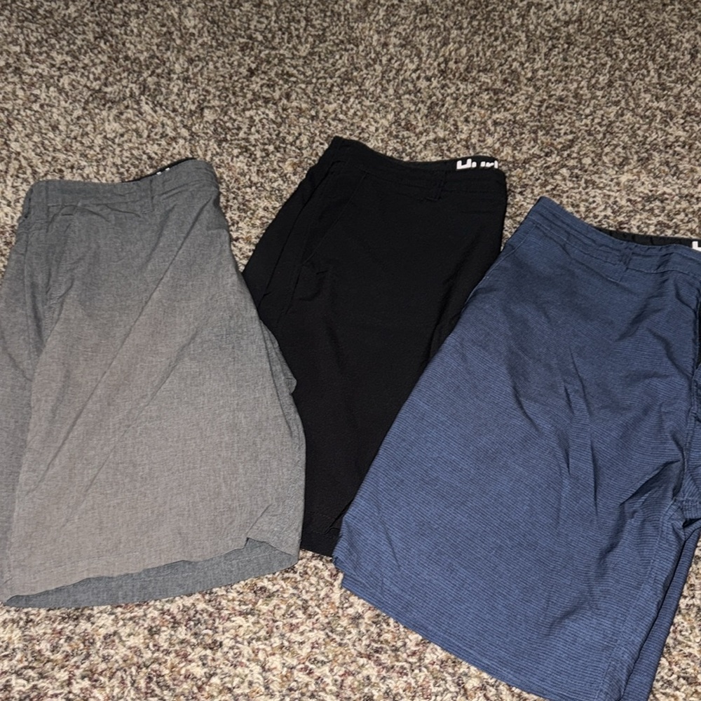 Set of 3 pairs of Hurley shorts